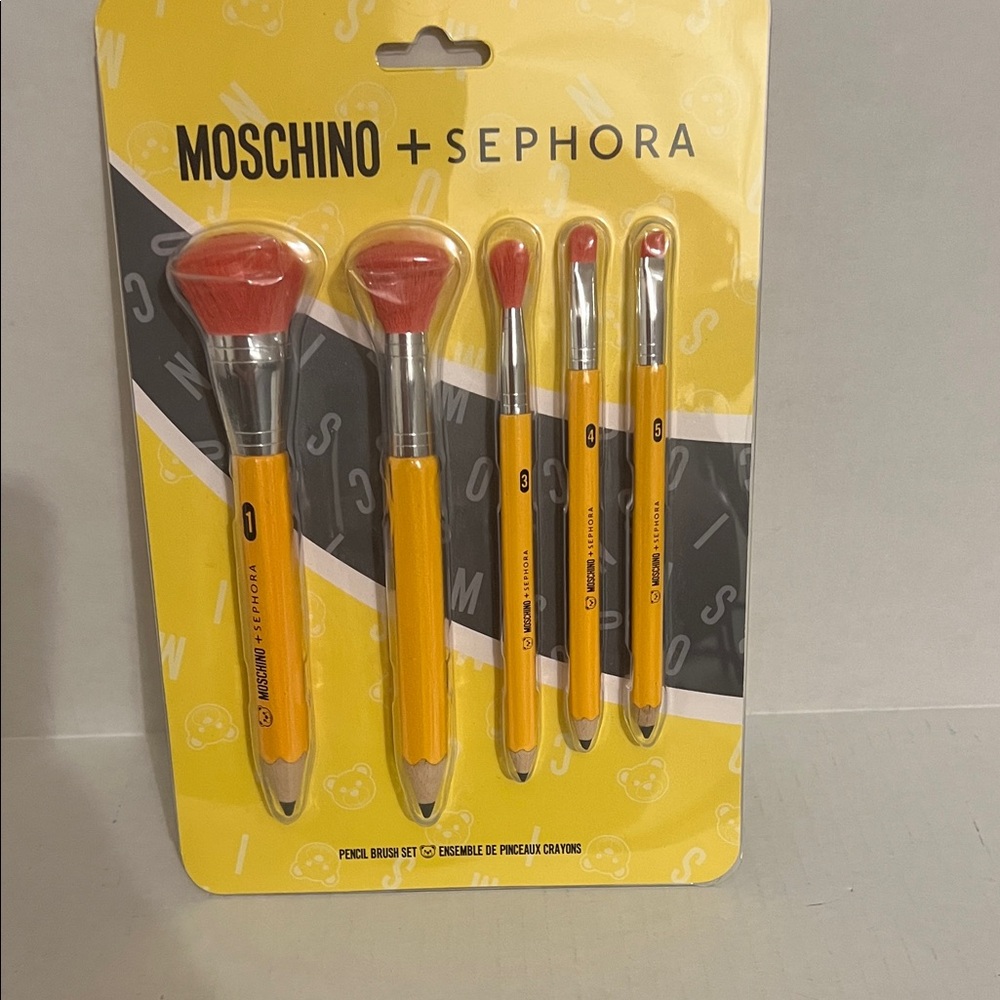 Sephora Moschino Makeup Brush Set - Red and Yellow